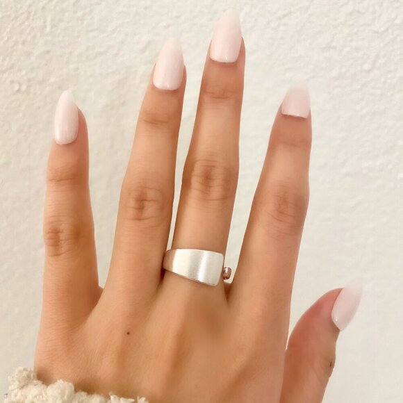 925 Sterling Silver Textured Wrap Ring Minimalist Dainty Wrap Brushed Ring - Picture 4 of 7